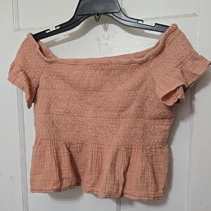 American Eagle Junior Women's Off-Shoulder Smocked Ruffle Peach Top Large